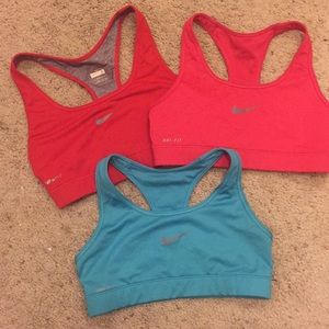 Nike sport bra bundle
